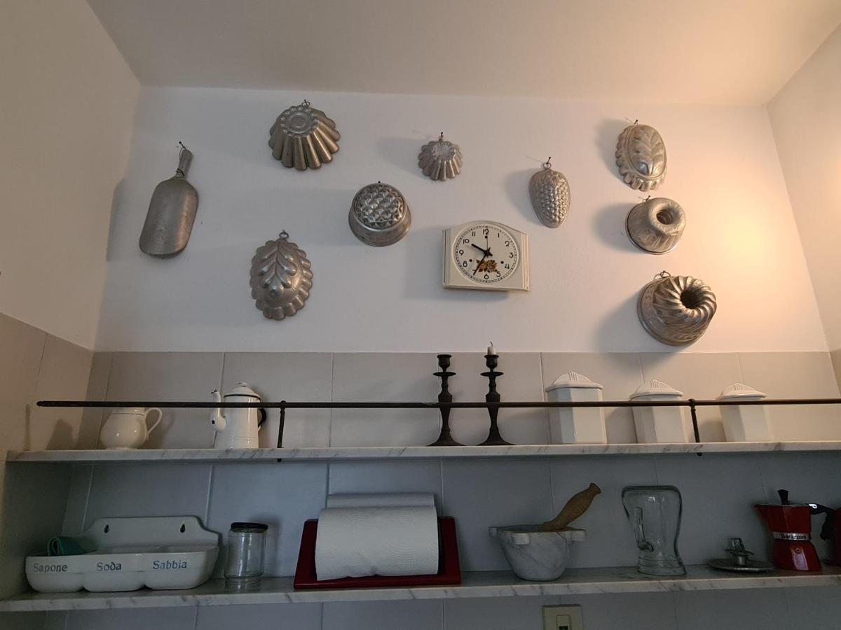 Ferienwohnung Mansarda A Finalborgo - Fascino E Tradizione Finale Ligure Exterior foto